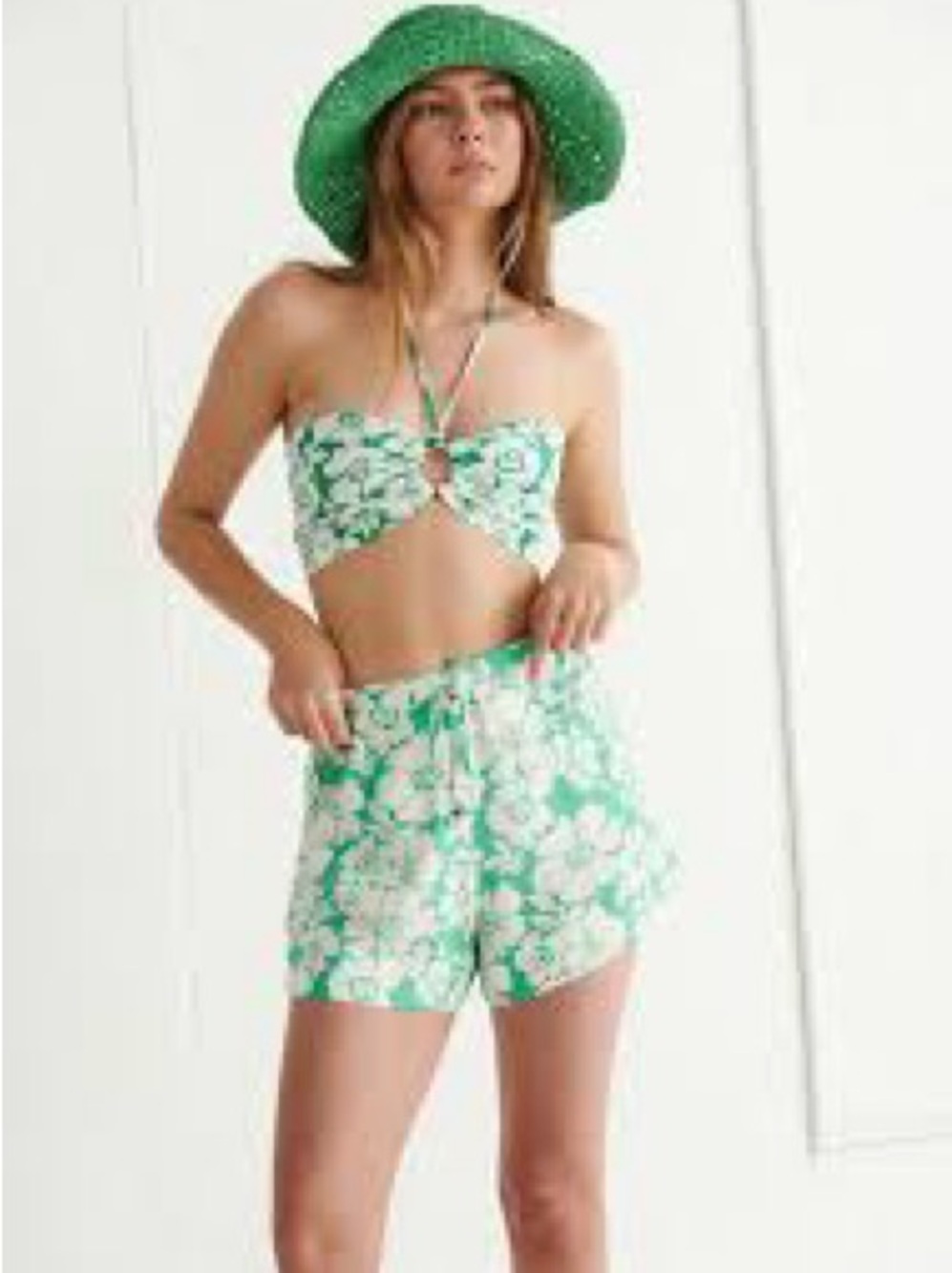 Ghanda Green Floral High-Waist Shorts/with top (matching set)